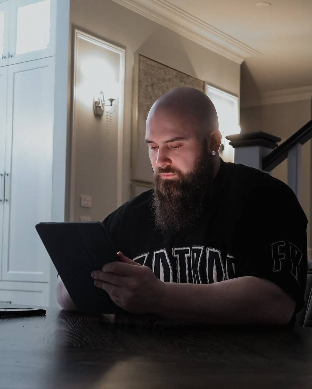 Learn Cryptocurrency Trading and Stock Market Investment with Financial Advisor Ryan Lavern Brooks - Real Trading Results and Portfolio Management